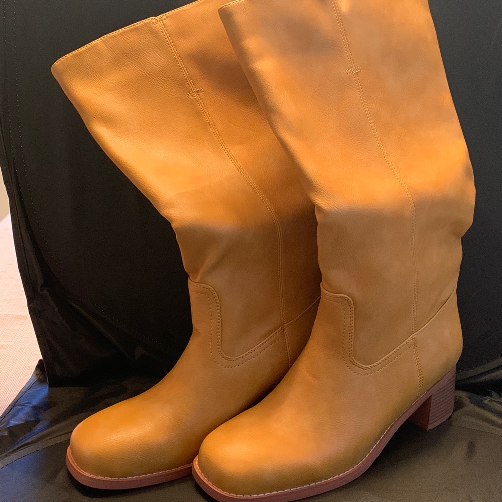 SHEIN Camel Heeled Boots